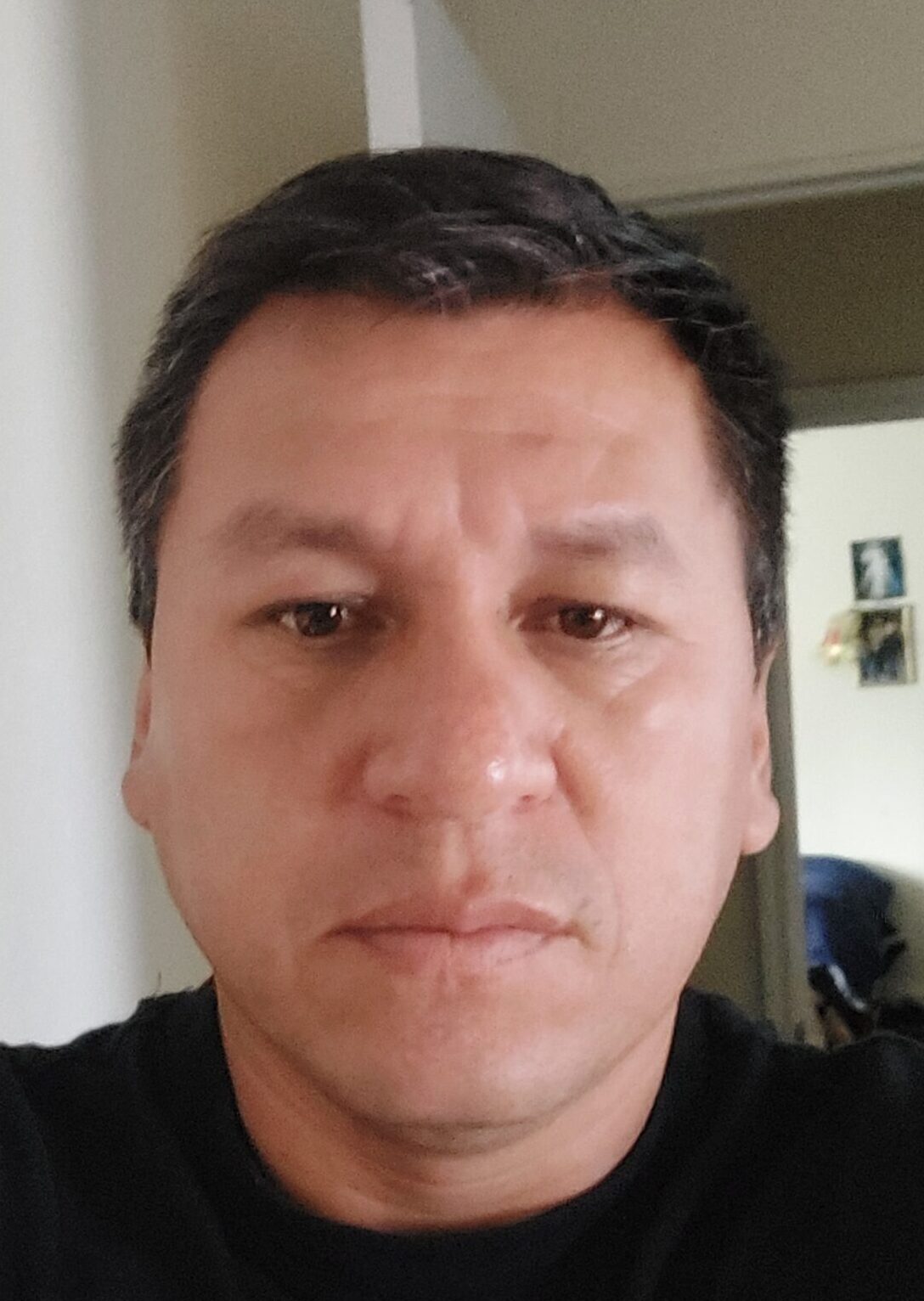 Erik Casas
